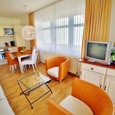 Ferienwohnung Binzer Strandgut Im Haus Jahreszeiten Binz Luaran gambar